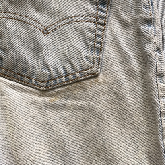 Vintage Levi mom jeans - Picture 5 of 17